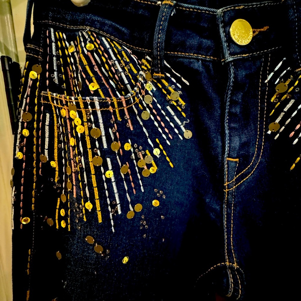 TRUE RELIGION HALLE EMBELLISHED SKINNY JEANS SIZE 27